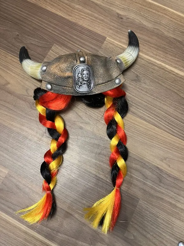 maszkok-kalapok-sapkak_44