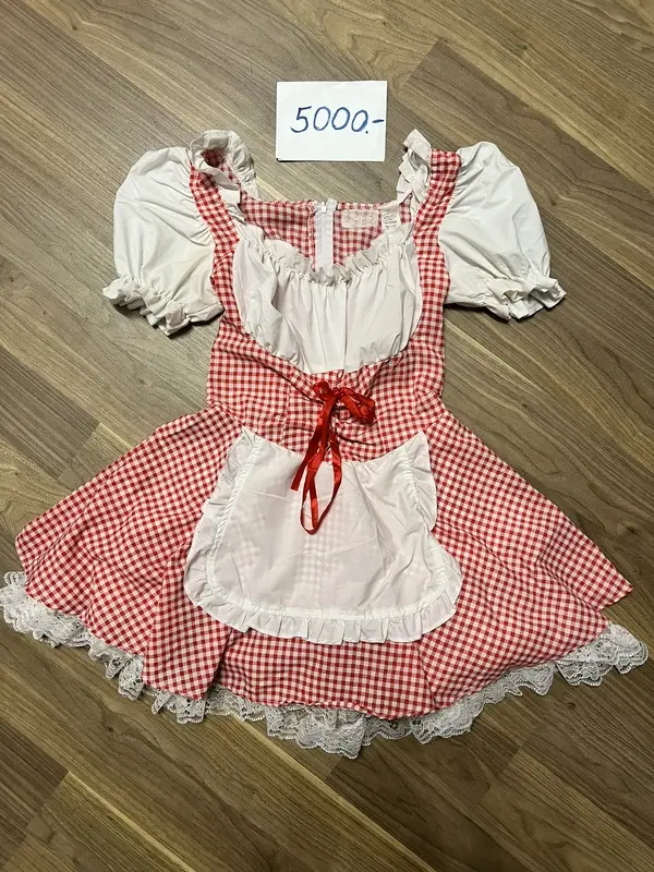 noi-jelmez-s-m_07